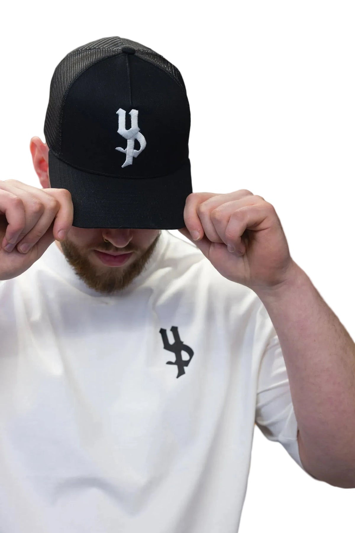 BLACK UP TRUCKER CAP